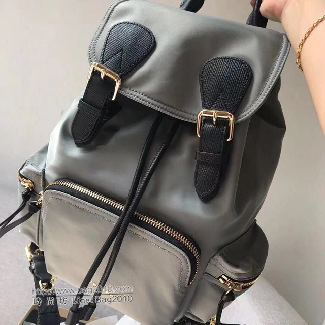 Burberry專櫃新款雙肩包 巴寶莉升級版Rucksack軍旅背包  db1103